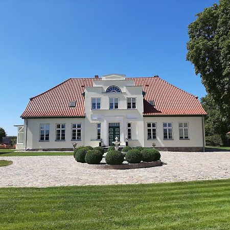 Gutshaus Neu Farpen Neuburg (Mecklenburg-Vorpommern) Exterior foto